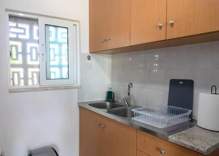 Beachside Apartment-1 *