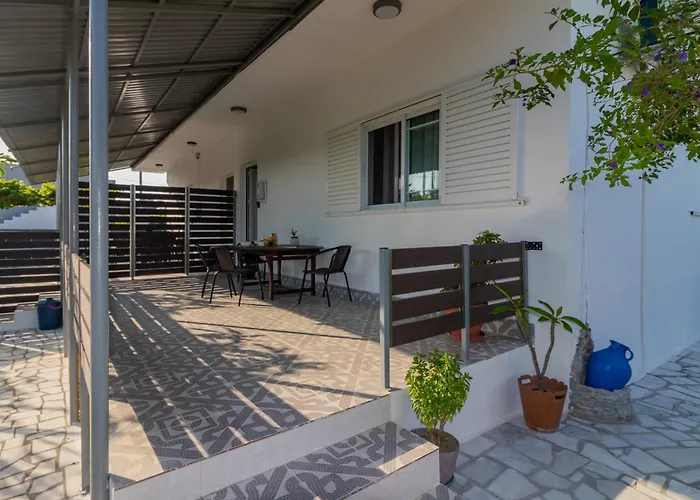 Beachside Apartment-1 Διαμέρισμα Αφάντου