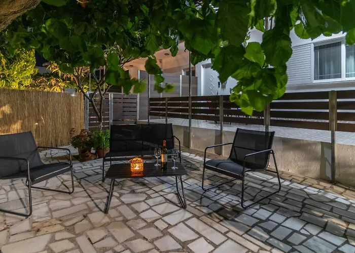 Διαμέρισμα Beachside Apartment-1