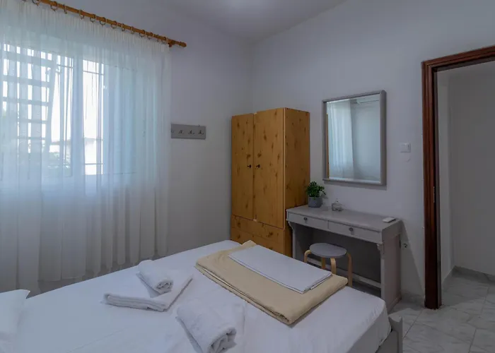 Διαμέρισμα Beachside Apartment-1 Αφάντου