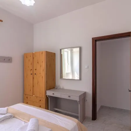 Beachside Apartment-1 * Afantou