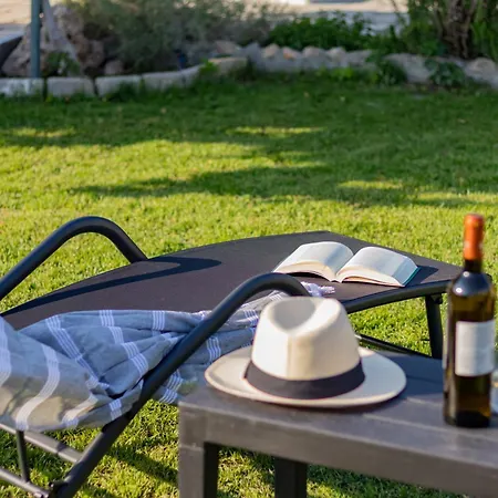 Beachside Apartment-1 * Афанту