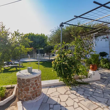 Beachside Apartment-1