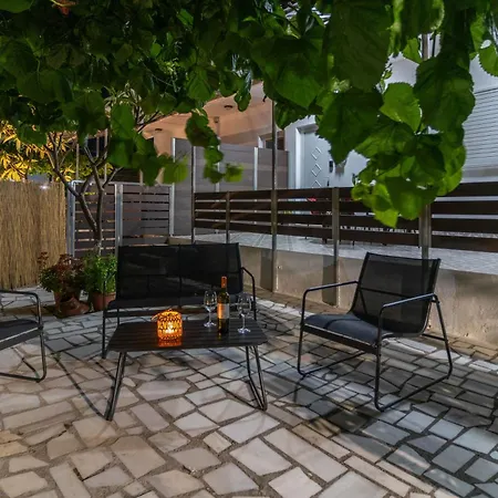 Appartamento Beachside Apartment-1