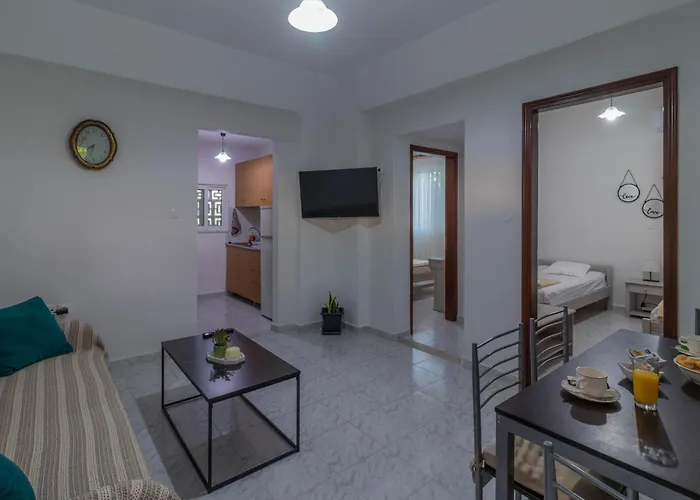 Beachside Apartment-1 * Afantou